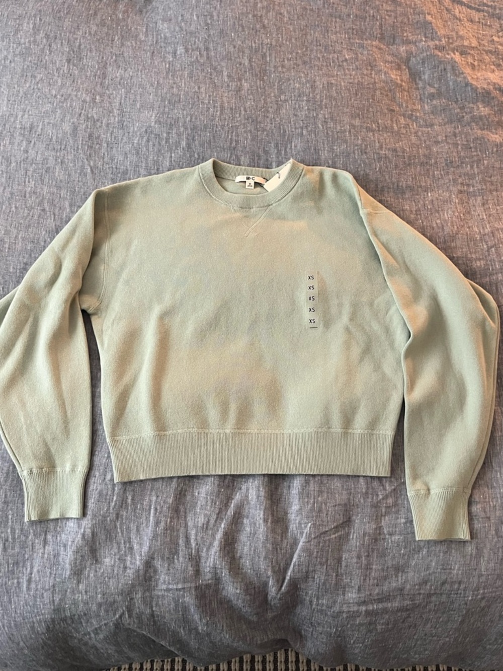Uniqlo x Clare Waight Keller Cropped Sweatshirt/Sweater